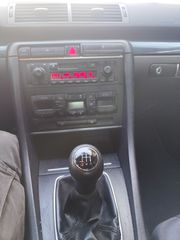 Audi A4 2001-thumb-4