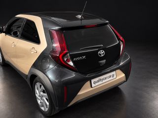 Toyota Aygo (X) 2022 B TONE ΚΑΙΝΟΥΡΓΙΟ-thumb-4