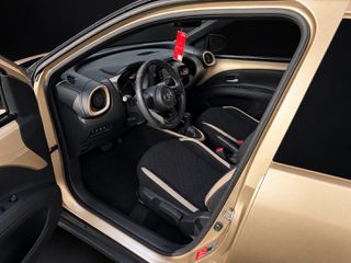 Toyota Aygo (X) 2022 B TONE ΚΑΙΝΟΥΡΓΙΟ-thumb-5