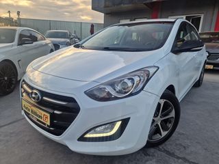 Hyundai i 30 2017 1.6 Creative 135ip navi klima kamera full extra