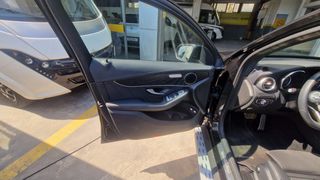 Mercedes-Benz GLC 300 2022 coupe-thumb-10