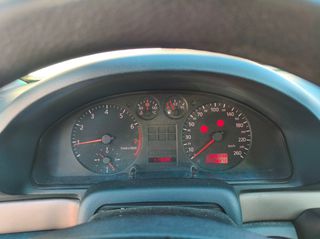 Audi A4 2003-thumb-9