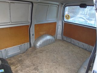 Κλούβα Toyota 2000 HIACE-thumb-5