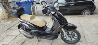 Piaggio Beverly 300i Tourer 2009-thumb-3