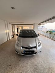 Toyota Yaris 2010 YARIS 1.3 VVTI