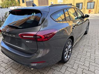 Ford Focus 2023 1.0 EcoBoost Hybr. 125cv ST-Line AutoSW SW 5-thumb-4