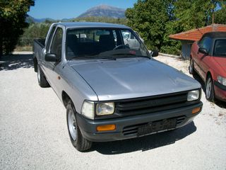 Toyota Hilux 1990 EΛΛΗΝΙΚΟ 4Χ2 ΜΙΑΜΙΣΗ ΚΑΜΠΙΝΑ A/C