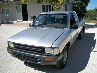 Toyota Hilux 1990 EΛΛΗΝΙΚΟ 4Χ2 ΜΙΑΜΙΣΗ ΚΑΜΠΙΝΑ A/C-thumb-1