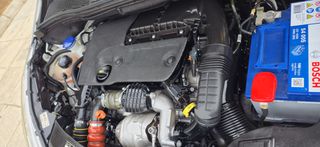 Peugeot 208 2017 1.6_Diesel-thumb-8
