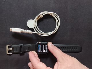 Apple Watch SE 1st Gen Gold-thumb-1