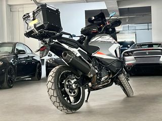 KTM 1290 Super Adventure 2023 S V2-thumb-2