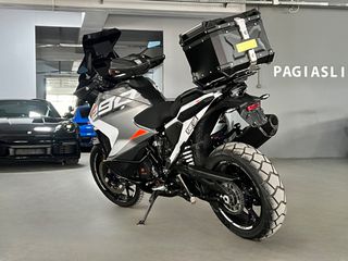 KTM 1290 Super Adventure 2023 S V2-thumb-3