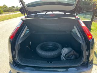 Ford Focus 2005 WERKE AG-thumb-6
