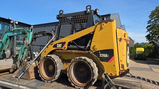 Φορτωτάκι CAT 2013 226b
