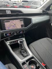 Audi Q3 2022 S-LINE 45 TFSIe-thumb-9