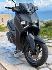 Yamaha XMAX 2023 300-thumb-1