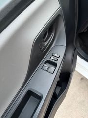 Toyota Yaris 2015 ΑΓΡΑΤΖΟΥΝΙΣΤΟ/ΑΨΟΓΟ-thumb-18