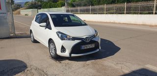 Toyota Yaris 2014-thumb-4
