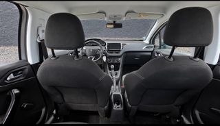 Peugeot 208 2016 1.2 puretech style-thumb-6