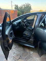 Toyota Yaris 2024-thumb-5