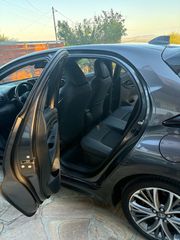 Toyota Yaris 2024-thumb-6