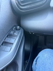 Toyota Yaris 2024-thumb-16