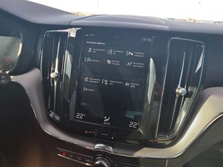 Volvo XC 60 2018 Τ6  AWD-thumb-16
