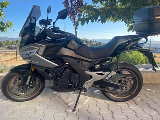 CFmoto 700 MT 2024