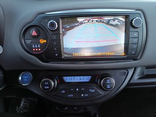 Toyota Yaris 2015 1.5 HYBRID ΜΟΝΟ 60 ΧΧΛΜ ΑΥΤΌΜΑΤΟ-thumb-50