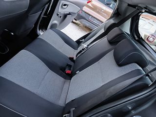 Toyota Yaris 2015 1.5 HYBRID ΜΟΝΟ 60 ΧΧΛΜ ΑΥΤΌΜΑΤΟ-thumb-60