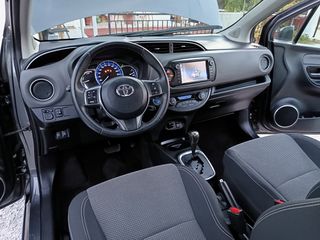 Toyota Yaris 2015 1.5 HYBRID ΜΟΝΟ 60 ΧΧΛΜ ΑΥΤΌΜΑΤΟ-thumb-25