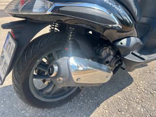 Piaggio Beverly 300i Tourer 2010 BEVERLY 300I TOURER-thumb-5