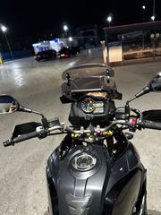 Suzuki V-Strom 1000 2014-thumb-8