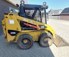 Φορτωτάκι CAT 2010 226B