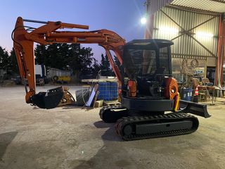 Εκσκαφάκι (διαβολάκι) Hitachi 2001 EX 55 UR3-thumb-5