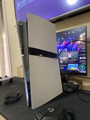 sony playstation 5 pro-thumb-4