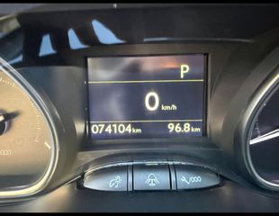 Peugeot 2008 2017 AUTOMATIC 1200CC TURBO 2017-thumb-10