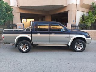 Mitsubishi L200 2005