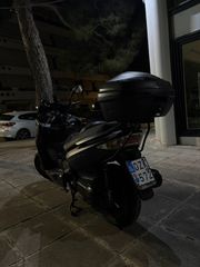 Kymco Xciting 300i 2015-thumb-3