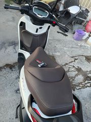 Piaggio Beverly 300i 2023 BEVERLY 300I HPE-thumb-3