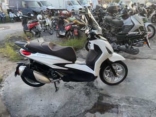 Piaggio Beverly 300i 2023 BEVERLY 300I HPE-thumb-6