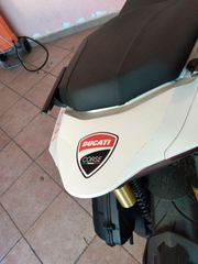 Thrust Huracan 300 2025 MOMO DESIGN edition 29hp-thumb-1