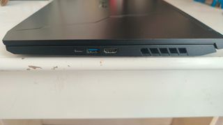 Acer Nitro AN515-57-thumb-3
