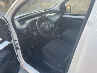 Fiat Fiorino 2017-thumb-9