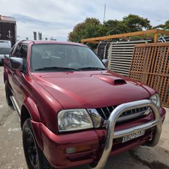 Mitsubishi L200 2000