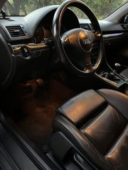 Audi A4 2001-thumb-10
