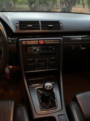 Audi A4 2001-thumb-12