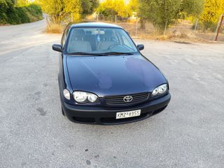 Toyota Corolla 2000-thumb-1