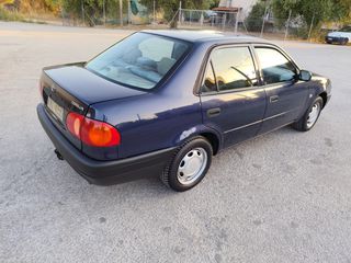Toyota Corolla 2000-thumb-4
