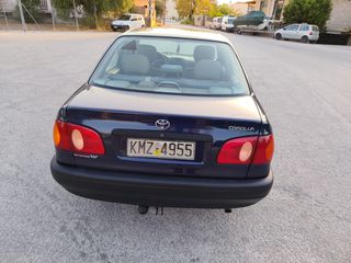 Toyota Corolla 2000-thumb-5